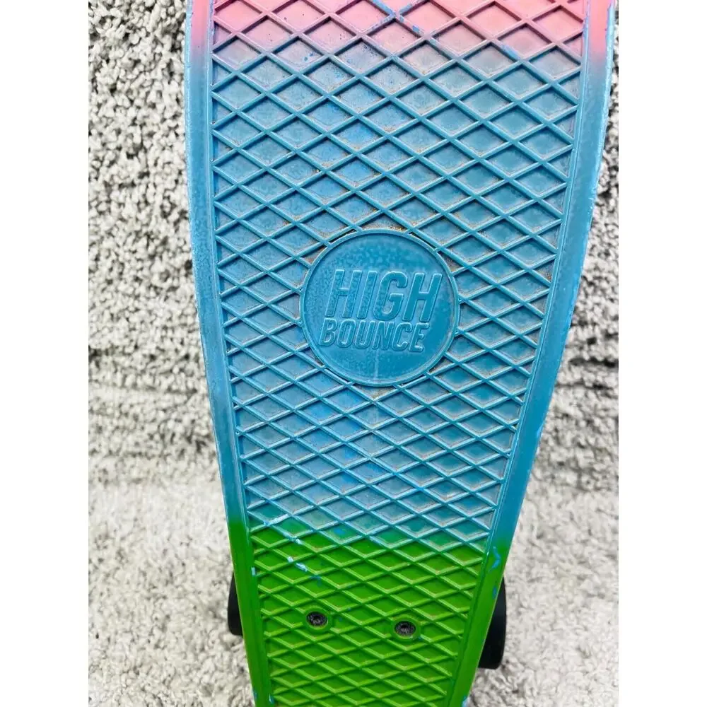 High Bounce Multicolor Colorblock 22in Skateboard Retro Mini Cruiser For Kids